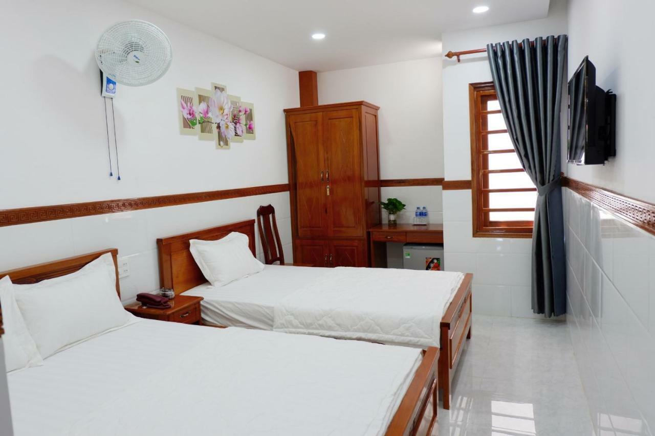 Thy Hung Legacy Hotel Tuy Hoa Bagian luar foto
